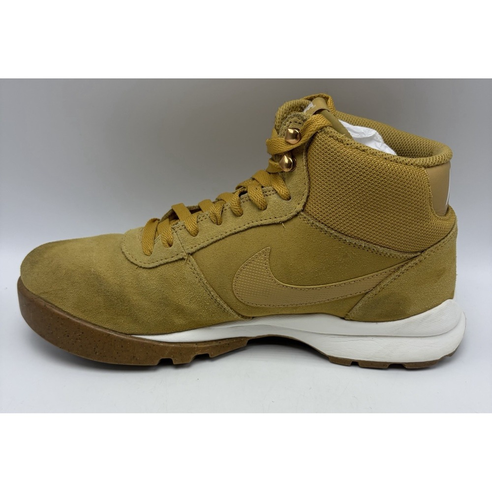 Nike Hoodland Wheat Tan Suede Sneaker Mens 10 Boots 654888-727 Casual
